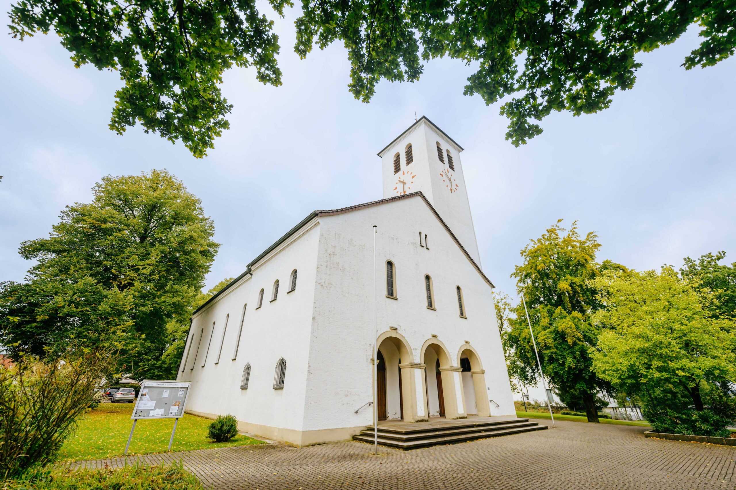 St. Joseph Kirche außen
